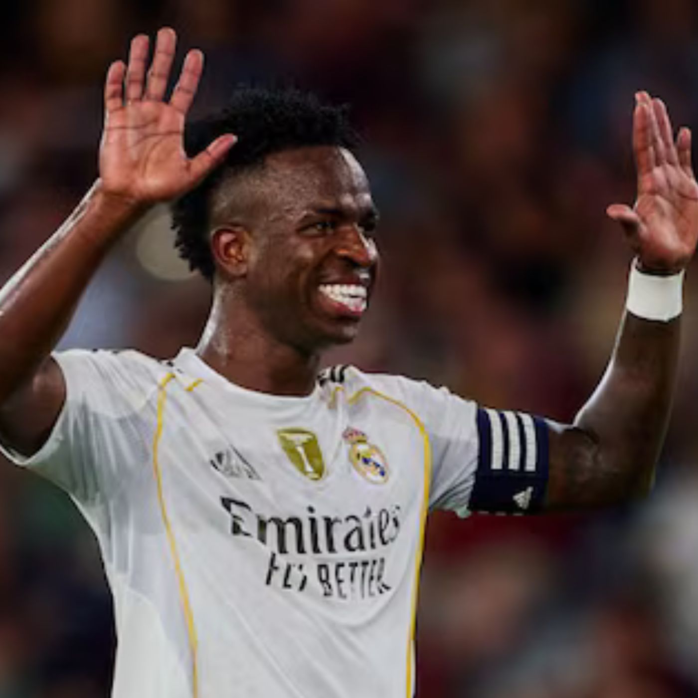 Real Madrid aguarda resposta de Vini Jr. e não descarta negociação nesta janela